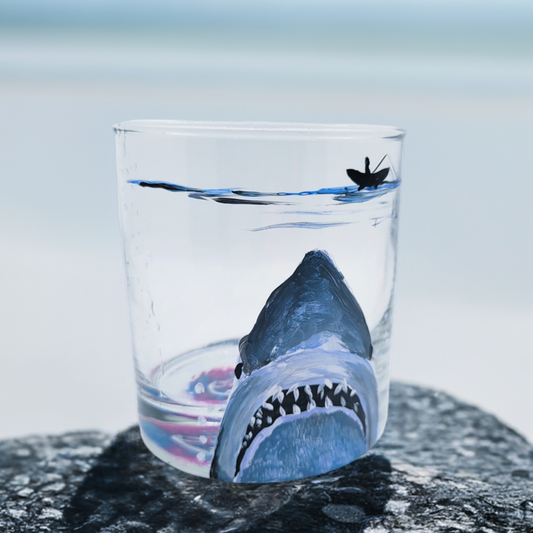 Shark Short Glass